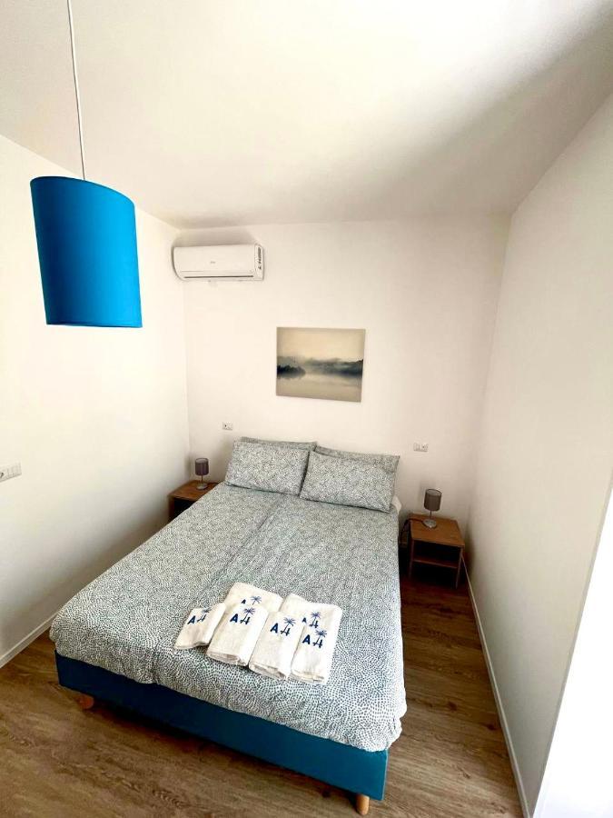 Apulia Holidays Appartement Mola di Bari Buitenkant foto