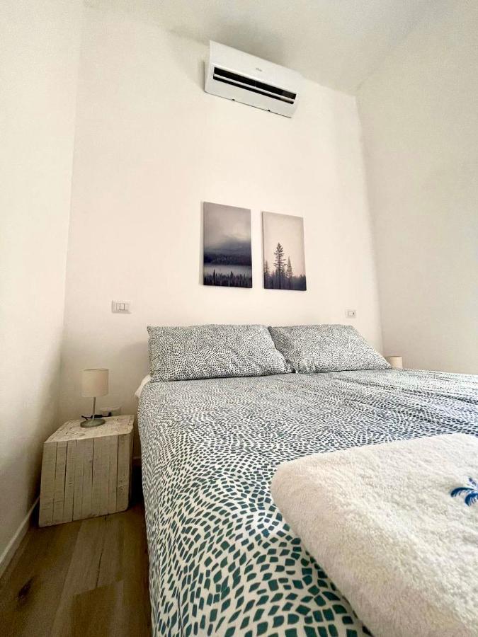 Apulia Holidays Appartement Mola di Bari Buitenkant foto